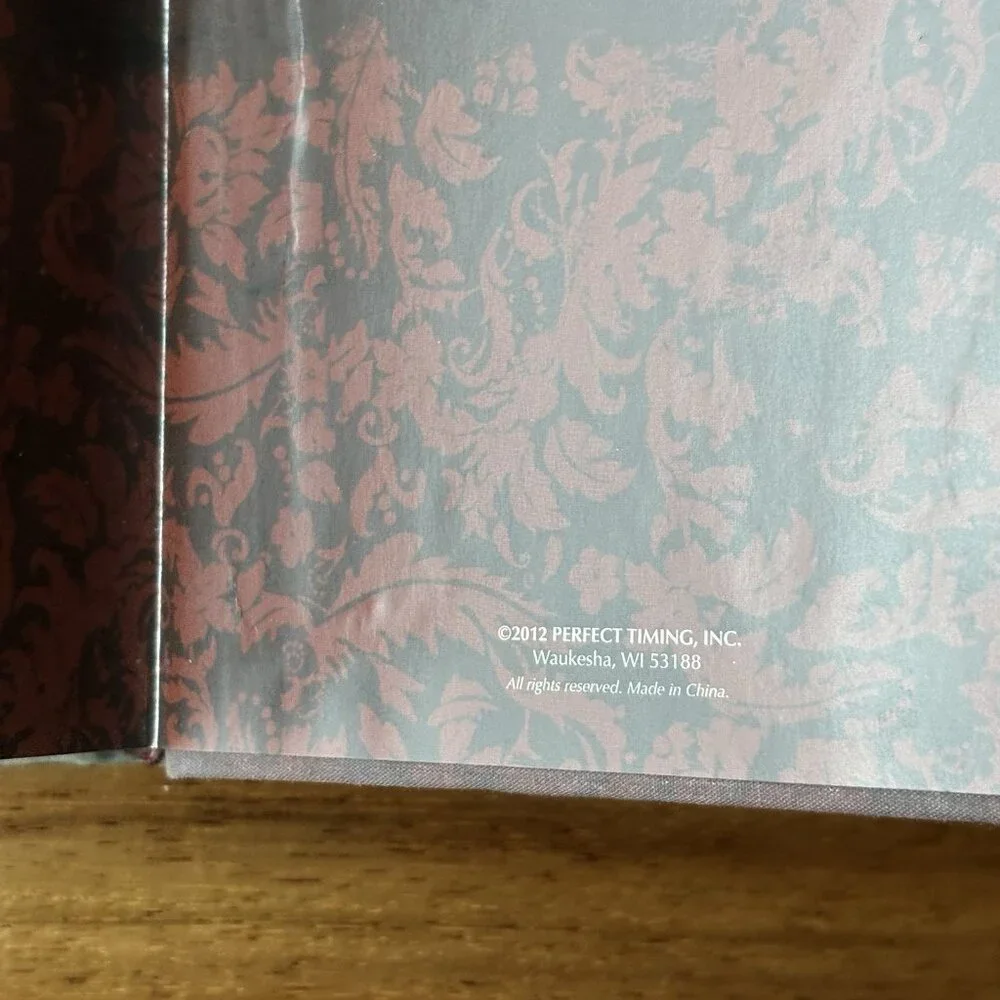 KELLY RAE ROBERTS Fabric Journal “Everything Shapes Us” 2012 Notebook NEVER USED